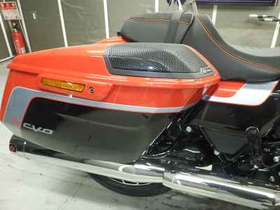 Harley-Davidson Road Glide FLTRXSE1923 CVO 2025