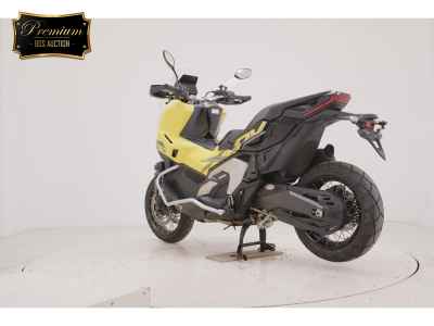 Honda X-Adv 750 2025