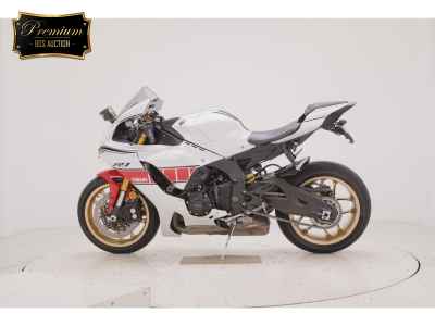 Yamaha YZF-R1 2022