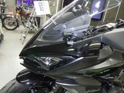 Kawasaki Ninja 1100SX