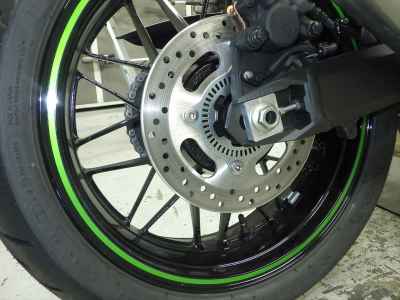 Kawasaki Z900RS Cafe 2025