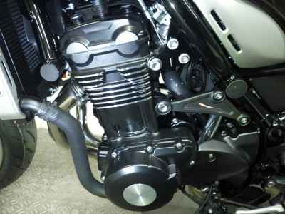 Kawasaki Z900RS 2025