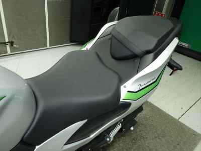 Kawasaki Ninja 7 Hybrid 2025