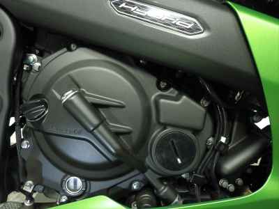 Kawasaki Ninja 7 Hybrid 2025