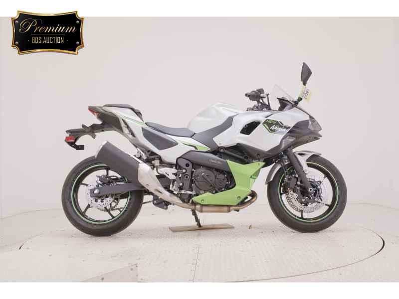 Kawasaki Ninja 7 Hybrid 2025