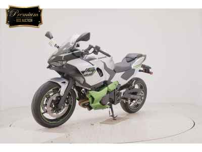 Kawasaki Ninja 7 Hybrid 2025