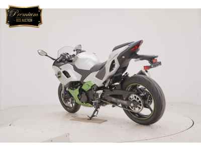 Kawasaki Ninja 7 Hybrid 2025