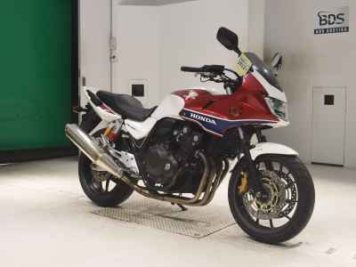 Honda CB400 Super Boldor 2016