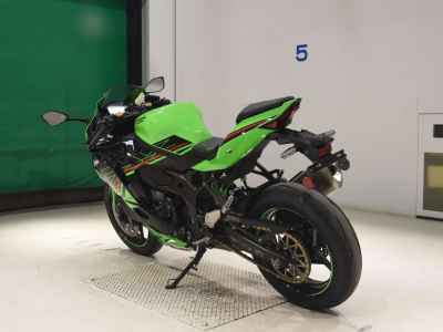 Kawasaki Ninja ZX-4RR 2023