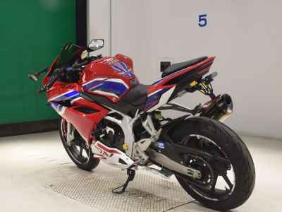 Honda CBR250RR 2019