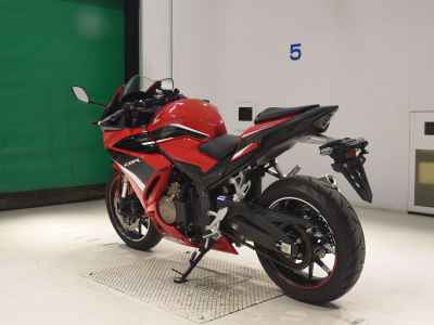 Honda CBR400R 2022