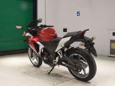 Honda CBR250R 2011