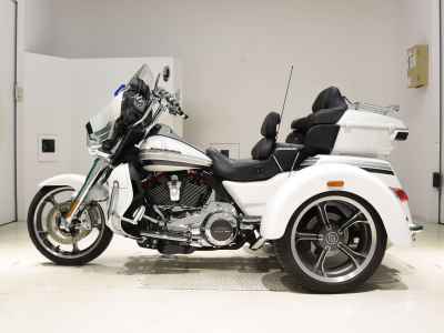 Harley-Davidson Electra Glide FLHTKSE1920 2020
