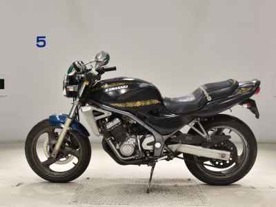 Kawasaki Balius ZR250