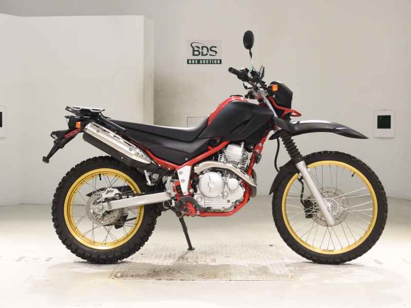 Yamaha XT250 Serow 2020