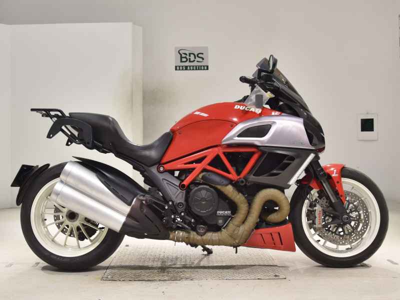 Ducati Diavel 2015