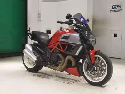 Ducati Diavel 2015