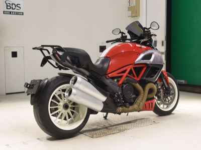 Ducati Diavel 2015