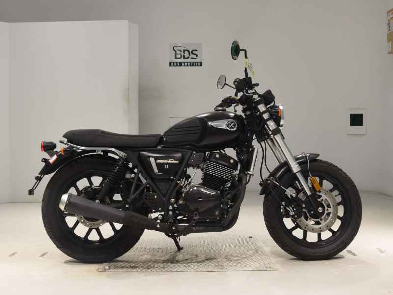 Kawasaki GPX Legend Twin 2021