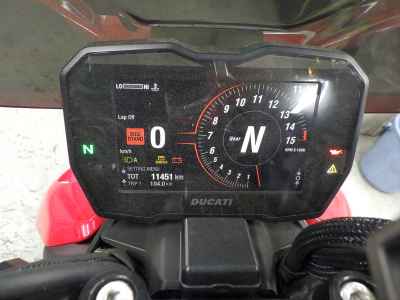 Ducati Streetfighter V4S 2021