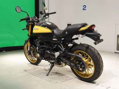 Kawasaki Z900RS SE 2024