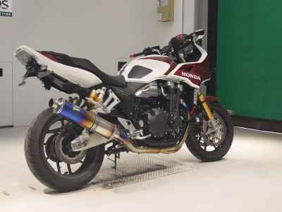 Honda CB1300 Super Boldor 2025