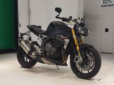 Triumph Speed Triple 1200 RS 2021