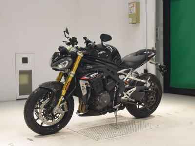 Triumph Speed Triple 1200 RS 2021