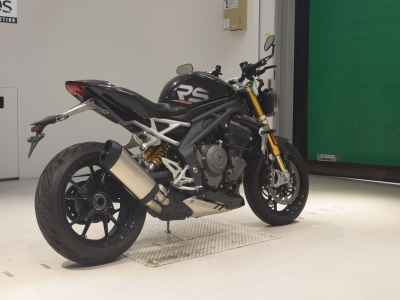 Triumph Speed Triple 1200 RS 2021