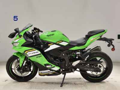 Kawasaki Ninja ZX-4RR 2024