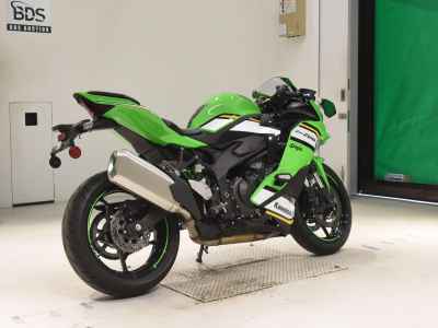 Kawasaki Ninja ZX-4RR 2024