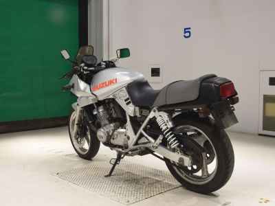 Suzuki GSX250S Katana