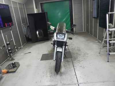 Suzuki GSX250S Katana