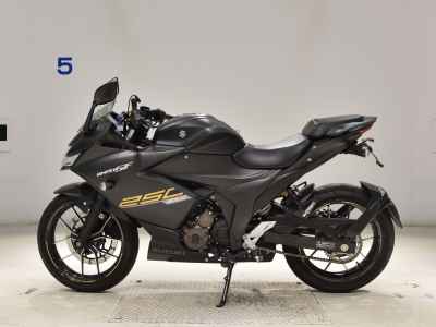 Suzuki Gixxer 250SF