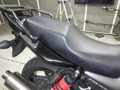 Honda CB400 Super Boldor 2021