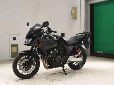 Honda CB400 Super Boldor 2021