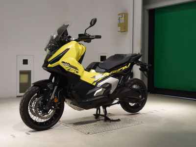 Honda X-Adv 750 2025