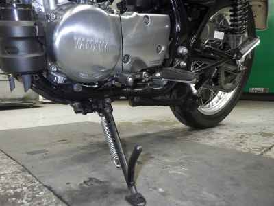 Yamaha SR400 2021