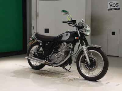 Yamaha SR400 2021
