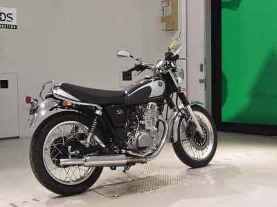 Yamaha SR400 2021