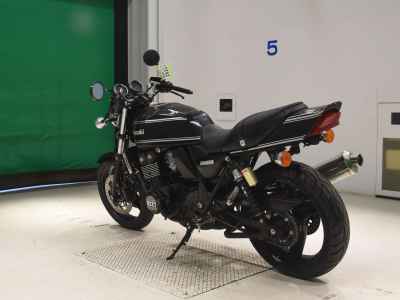 Kawasaki ZRX400