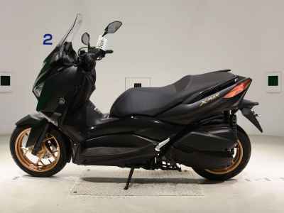 Yamaha XMAX 250 2022