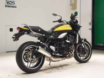 Kawasaki Z900RS 2023