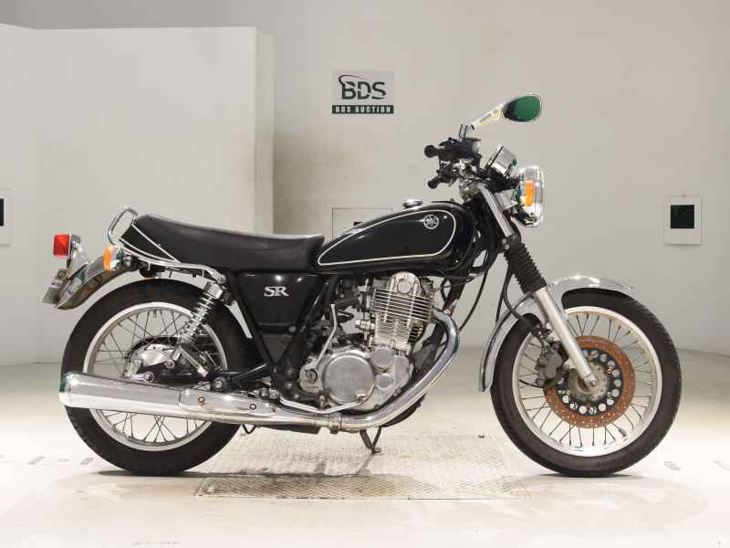 Yamaha SR400 2010