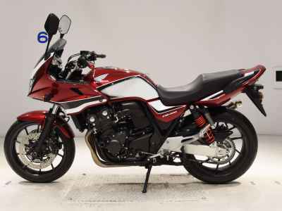 Honda CB400 Super Boldor 2021