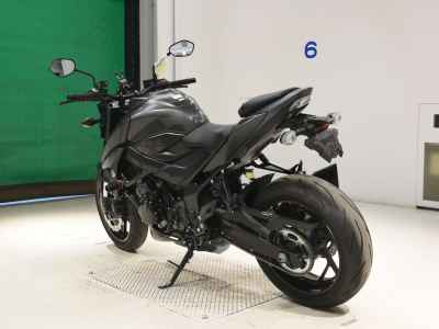 Suzuki GSX-S750 2019