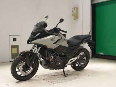 Honda NC750X DCT 2025