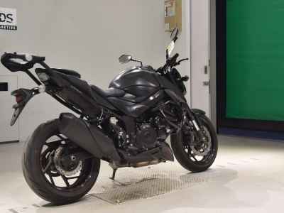 Suzuki GSX-S750 2017