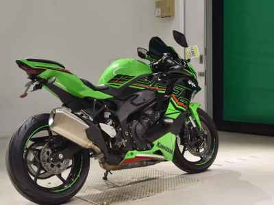 Kawasaki Ninja ZX-25R SE
