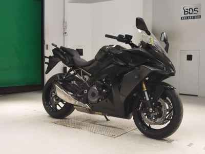 Suzuki GSX-S1000GT 2022